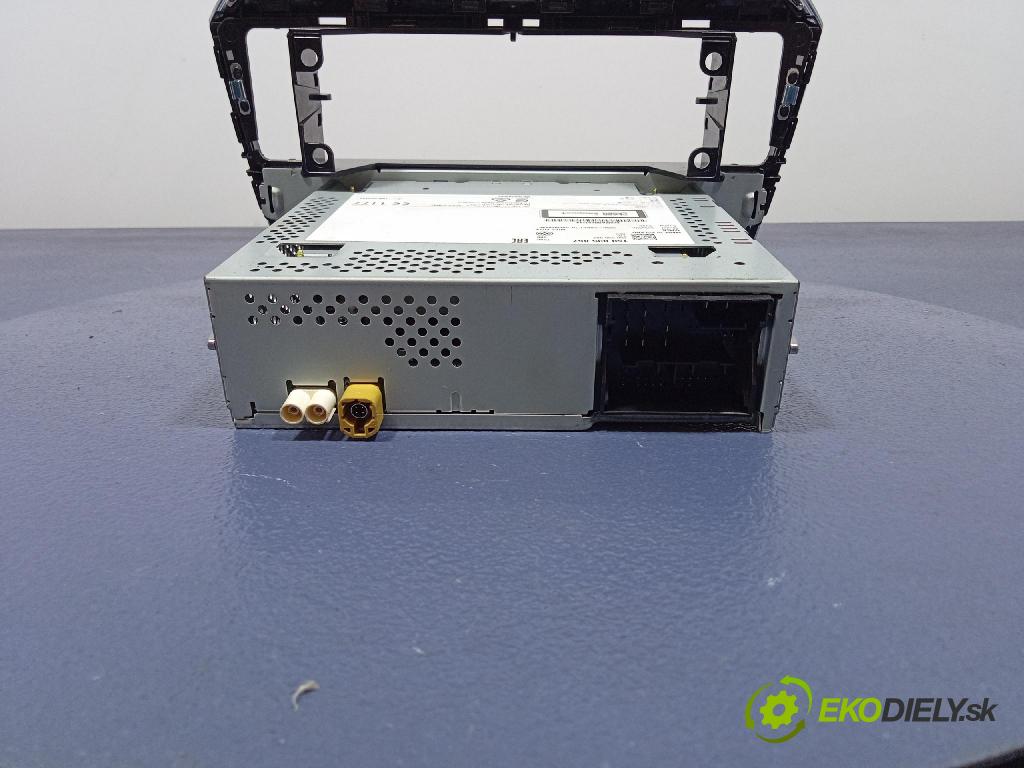 Vw Up! 2016 Radio I Navigácia: 1S0035867