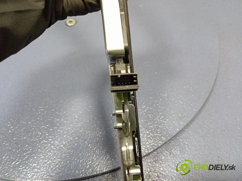 Mercedes S-Klasa 2022 lišta Dekoratívne: Vnútri: A2237200602