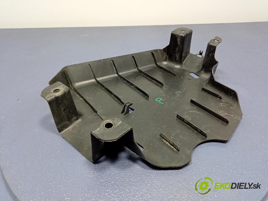 Mercedes S-Klasa 2022 kryt Plast: podvozek: A2233520201