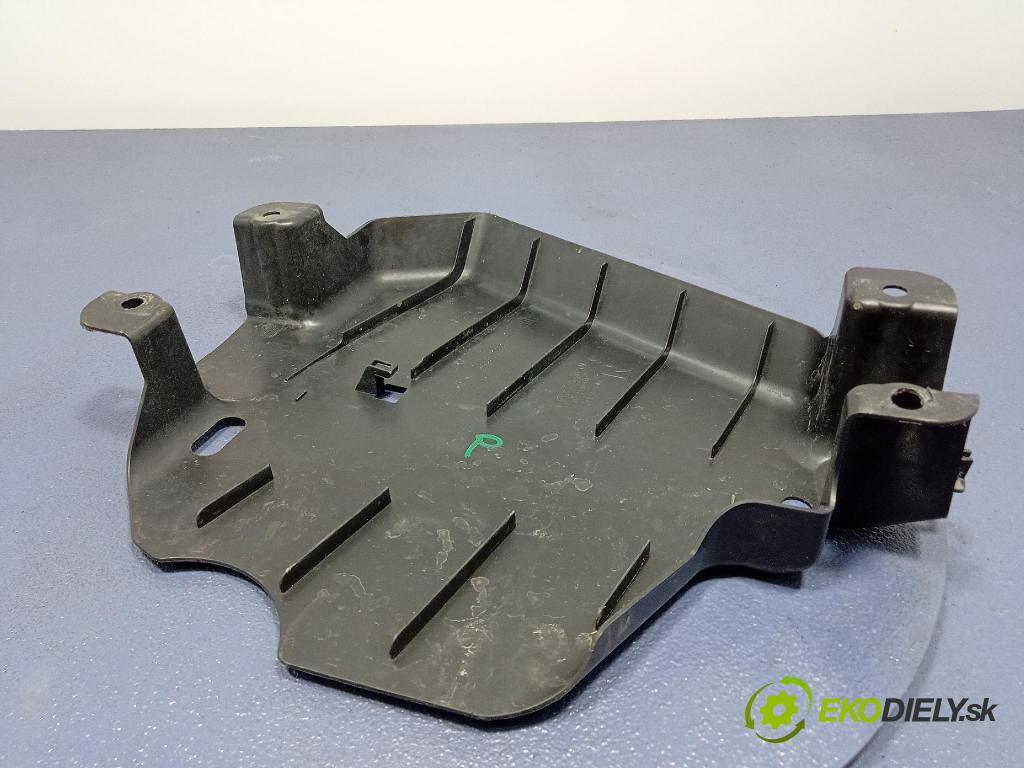 Mercedes S-Klasa 2022 kryt Plast: podvozek: A2233520201