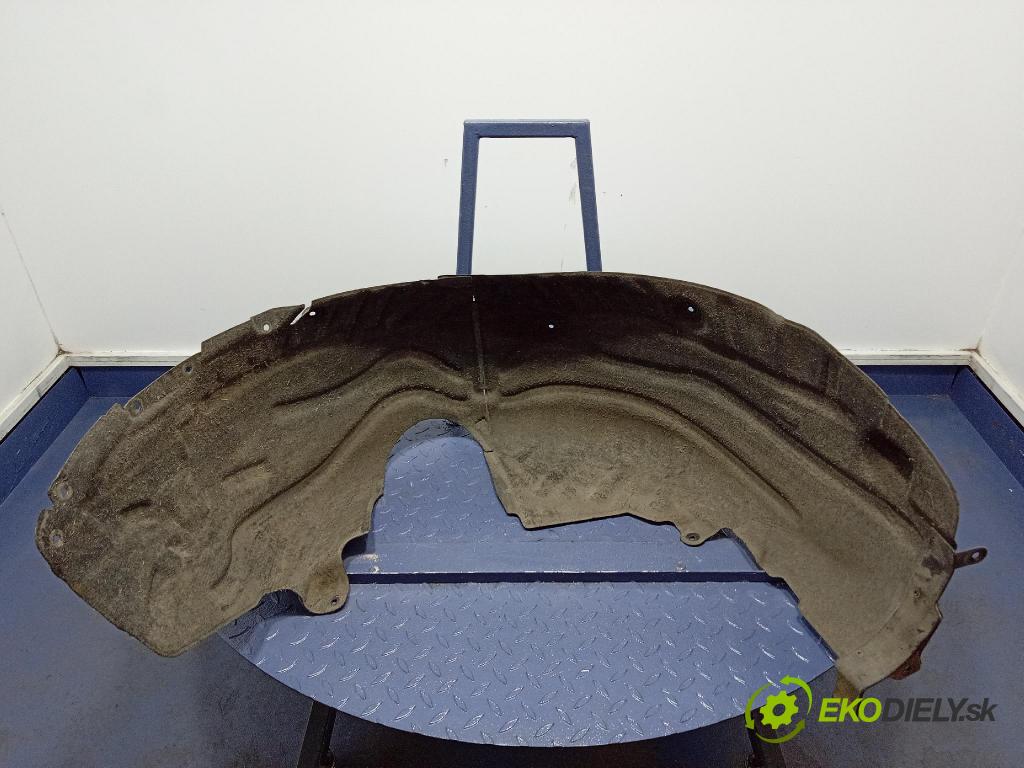 Mercedes S-Klasa 2022 Blatník: plastický: zad