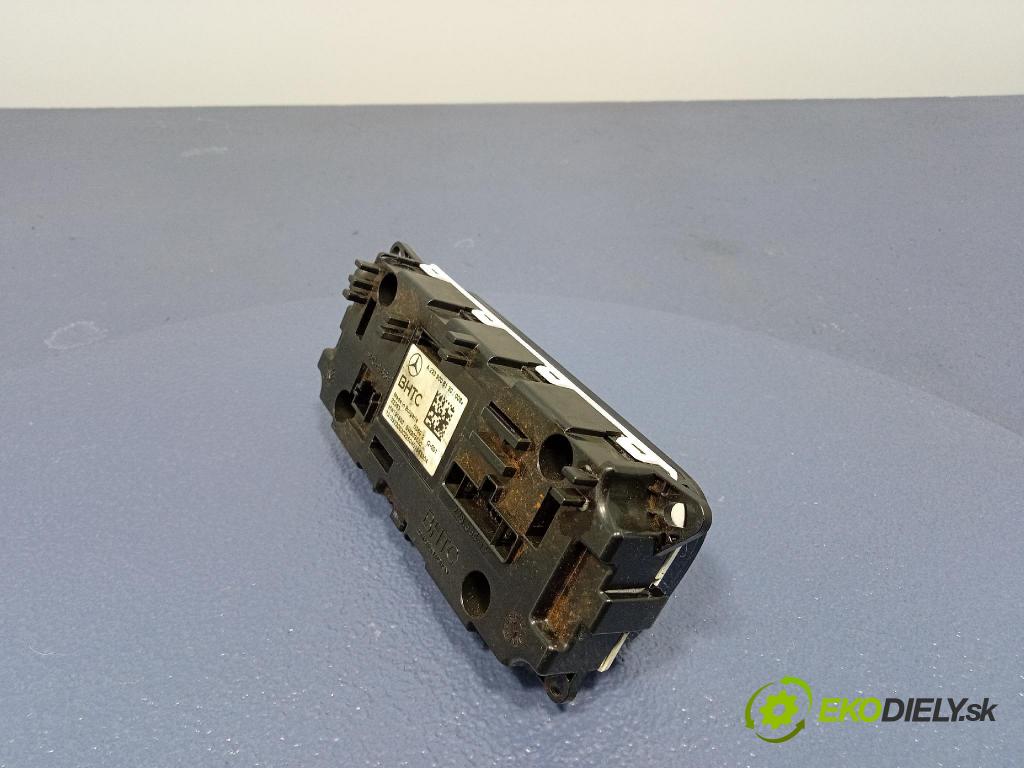 Mercedes S-Klasa 2022 prepínač Klimatizácia: Prúd vzduchu: A2239008130