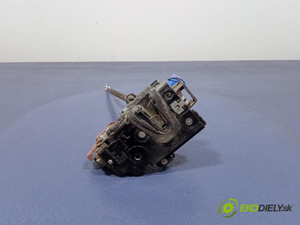 Skoda Roomster 2007 zámek dveře Zad: Levý: 5J7839015A