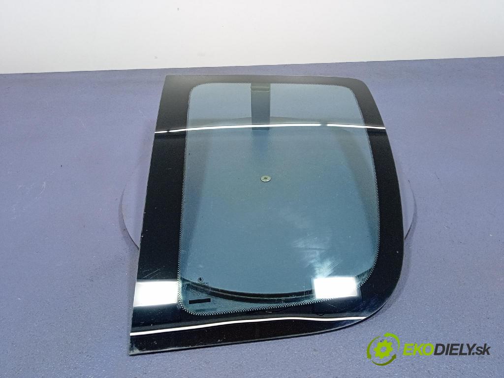 Skoda Roomster 2007 sklo Karoséria: zad