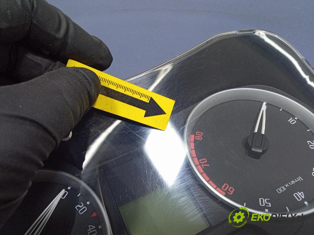 Skoda Roomster 2007 řídící jednotka Motor: 03C906024R