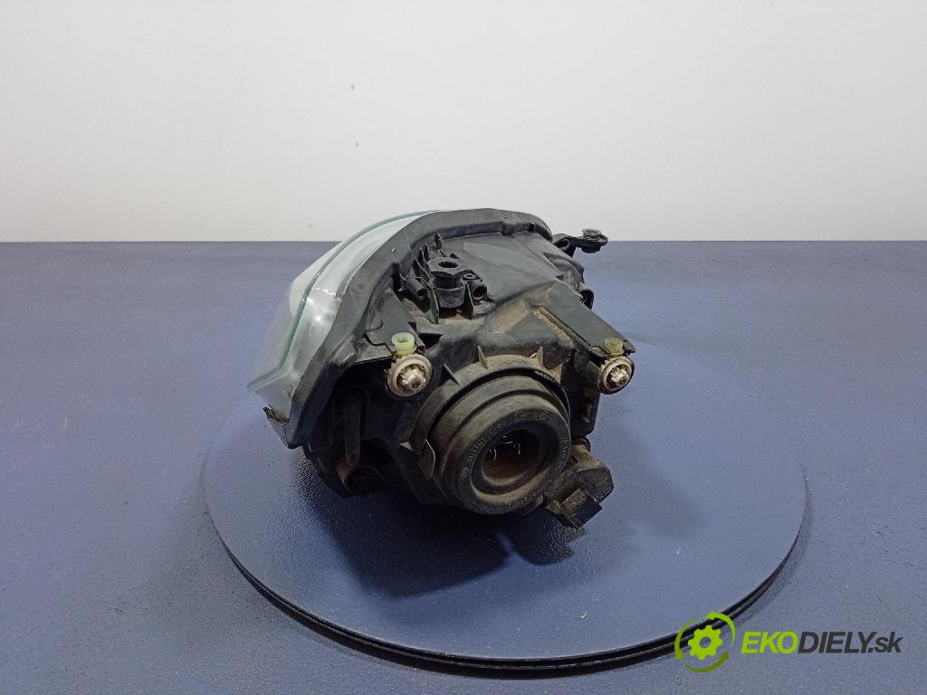 Vw Up! 2016 Reflektor: Vľavo: 1S1941015AA