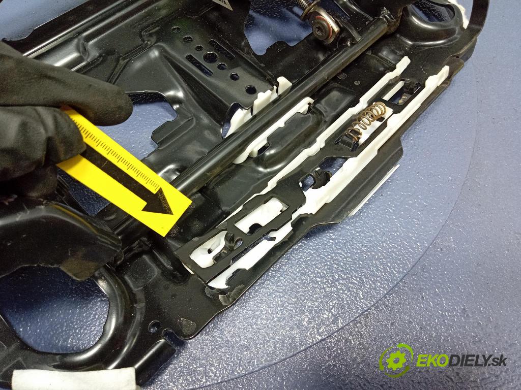 Mercedes S-Klasa 2022 Sedadlo zadní A2239208002