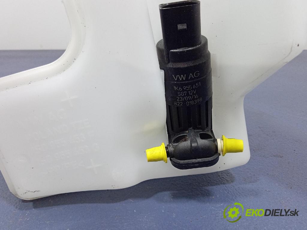 Vw Up! 2016 nádržka Podložka: 1S0955449J