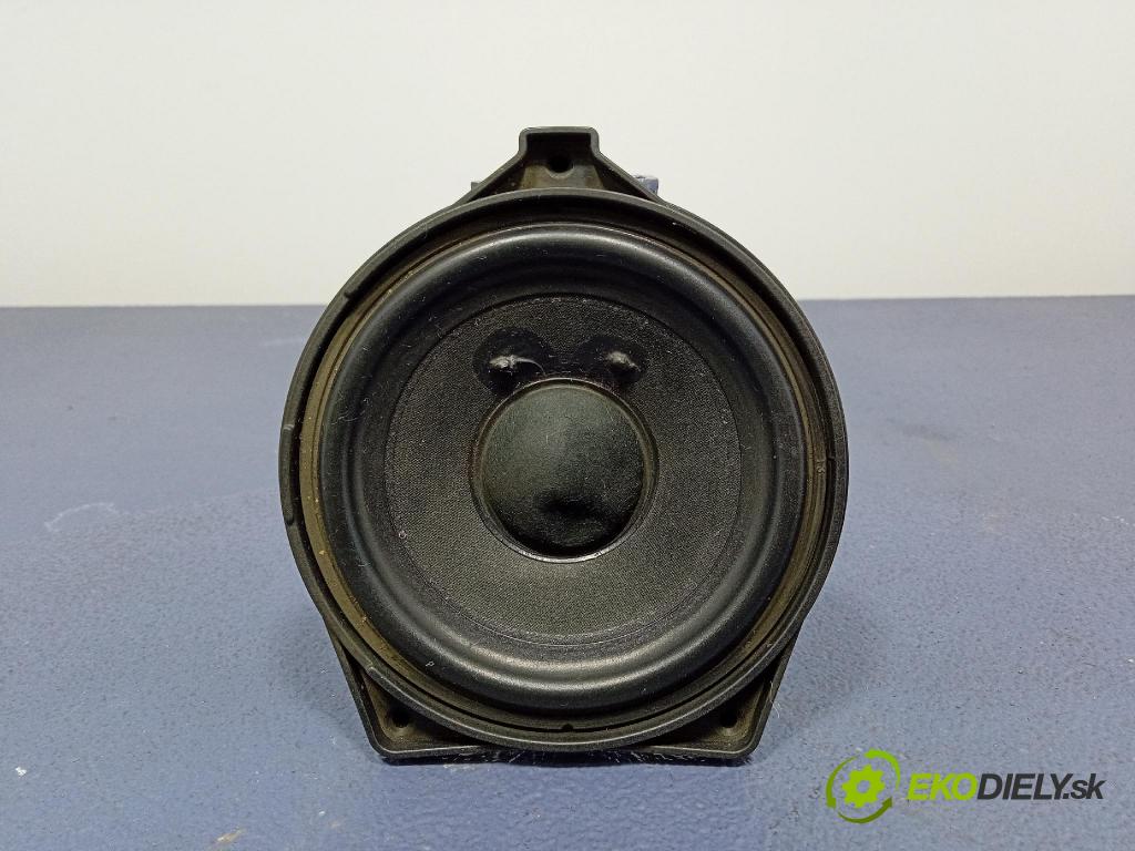 Mercedes S-Klasa 2022 Reproduktor / Subwoofer: A2238203001