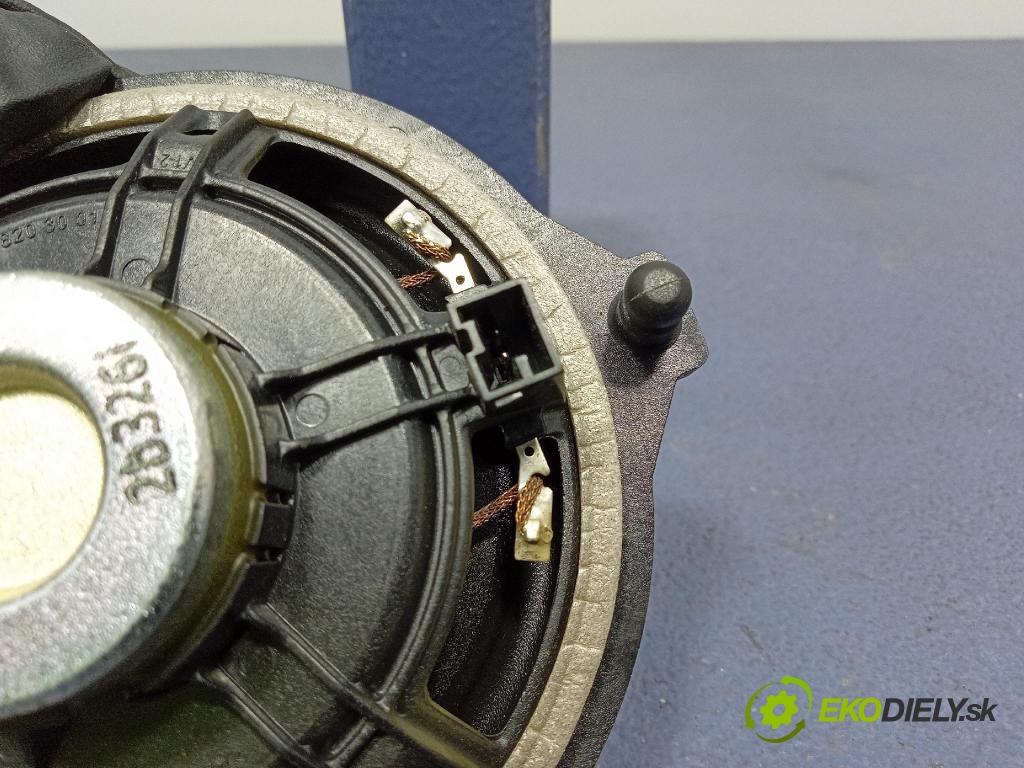 Mercedes S-Klasa 2022 Reproduktor / Subwoofer: A2238203001