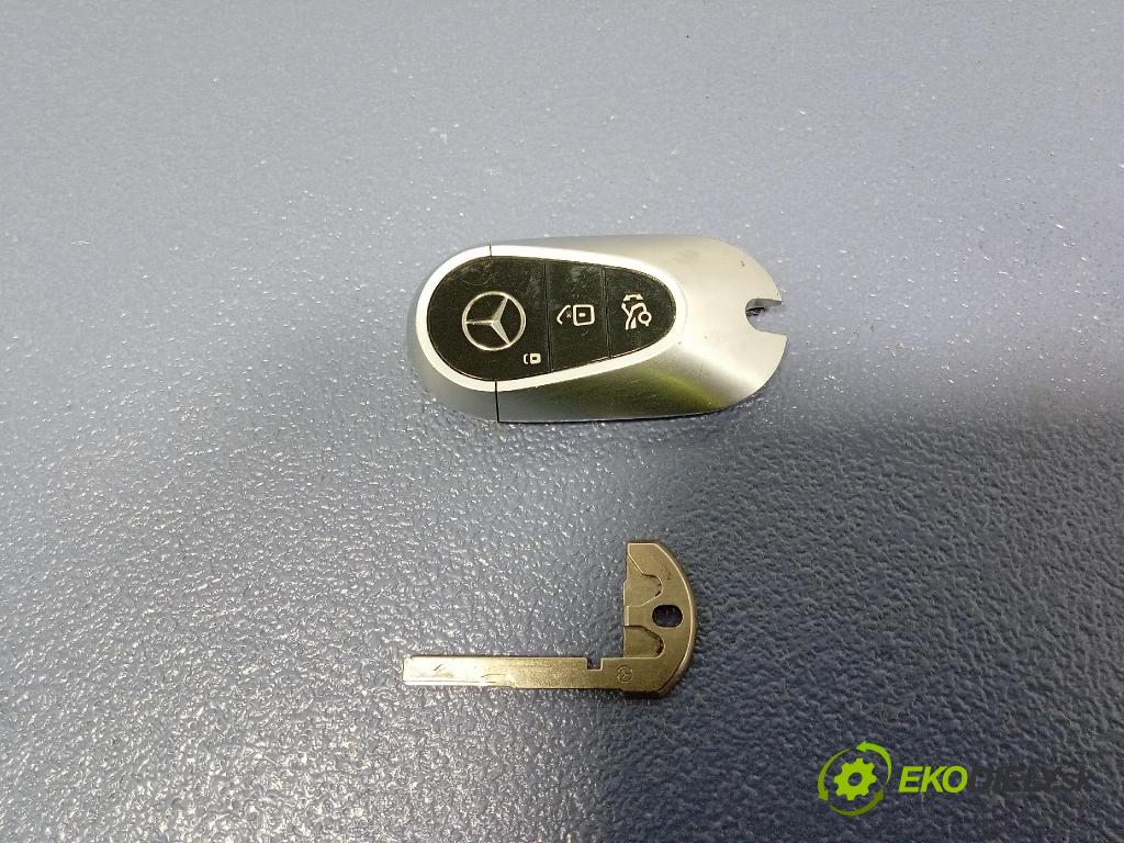 Mercedes S-Klasa 2022 Spínač zapaľovania: A2239051411