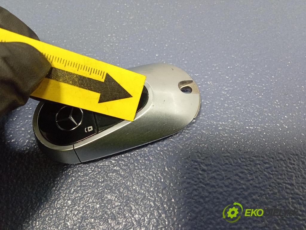 Mercedes S-Klasa 2022 Spínač zapaľovania: A2239051411