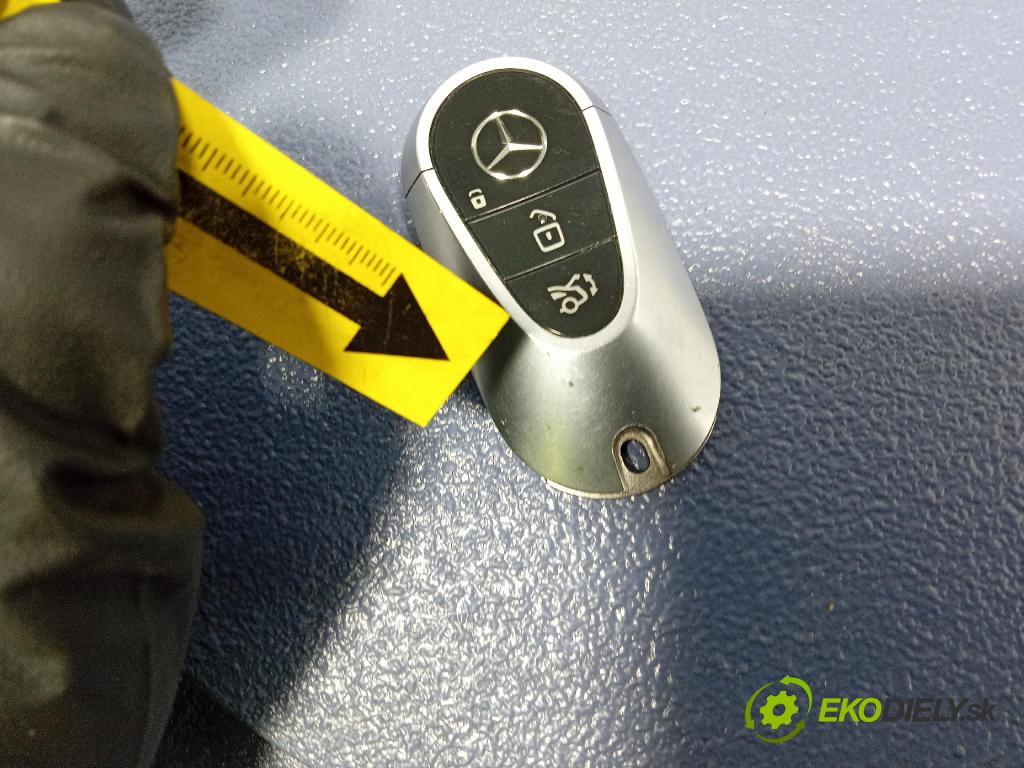 Mercedes S-Klasa 2022 Spínač zapaľovania: A2239051411