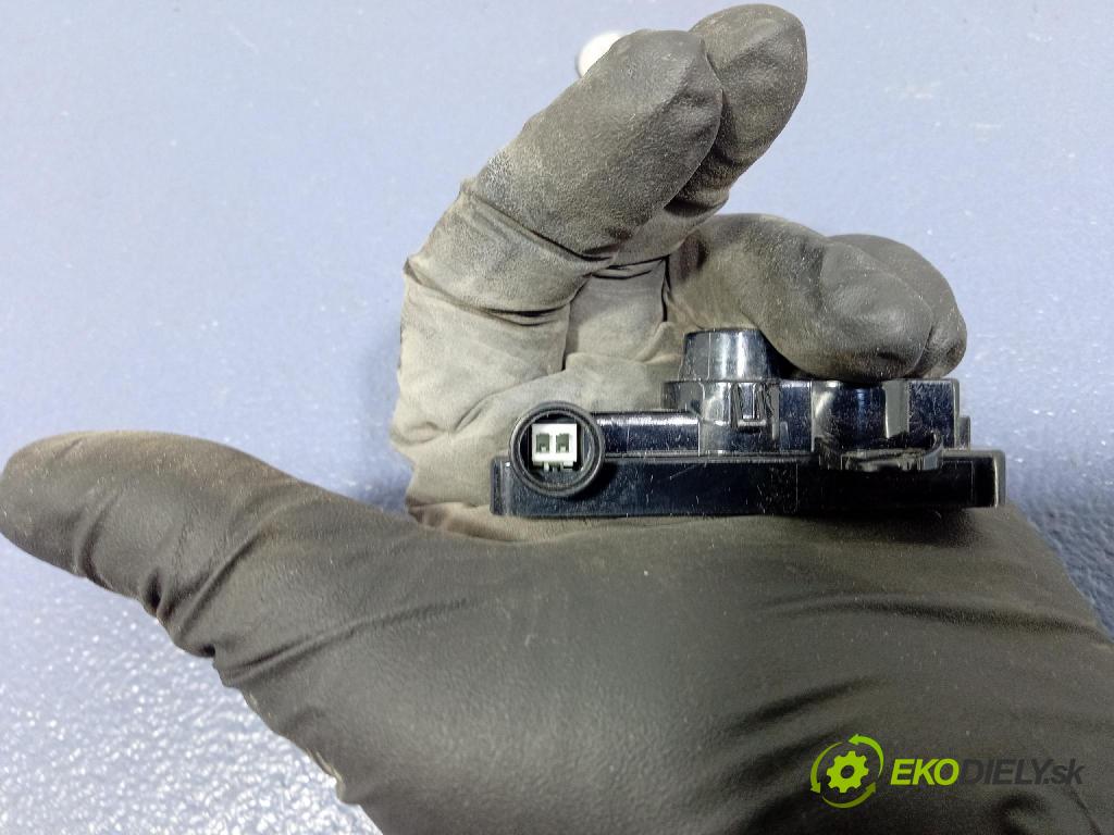 Mercedes S-Klasa 2022 Svietidlá: Vnútri: A0999066802