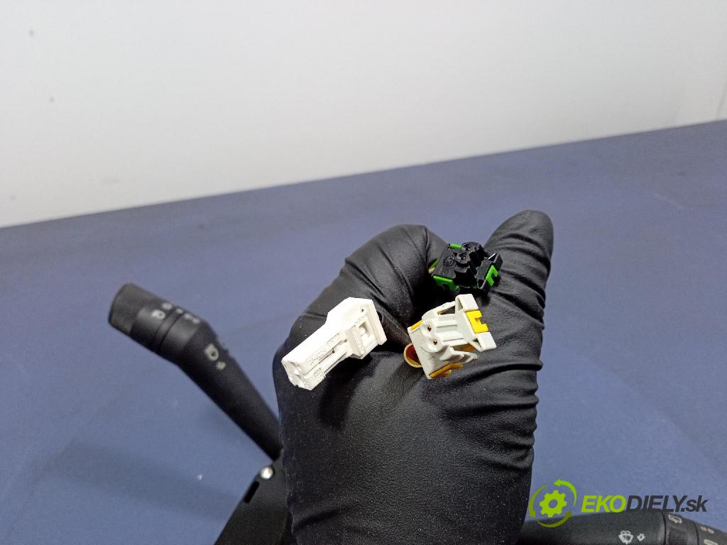 Fiat Punto 2011 Přepínač Komplex: 7355213130