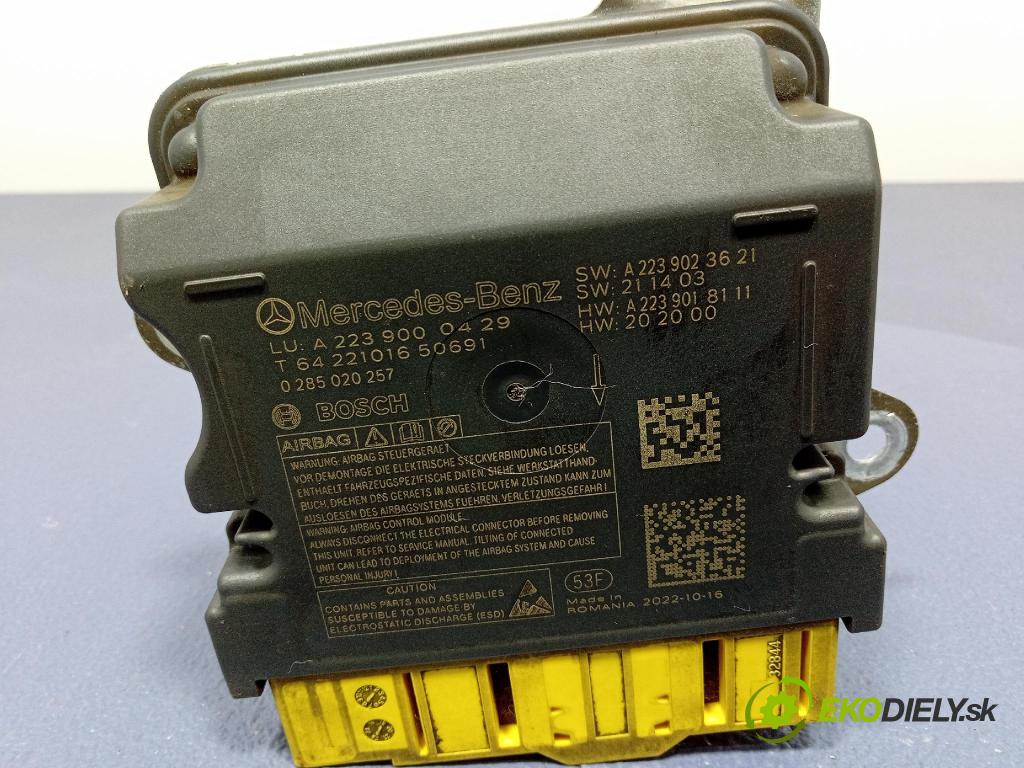 Mercedes S-Klasa 2022 řídící jednotka SRS x A2239000429