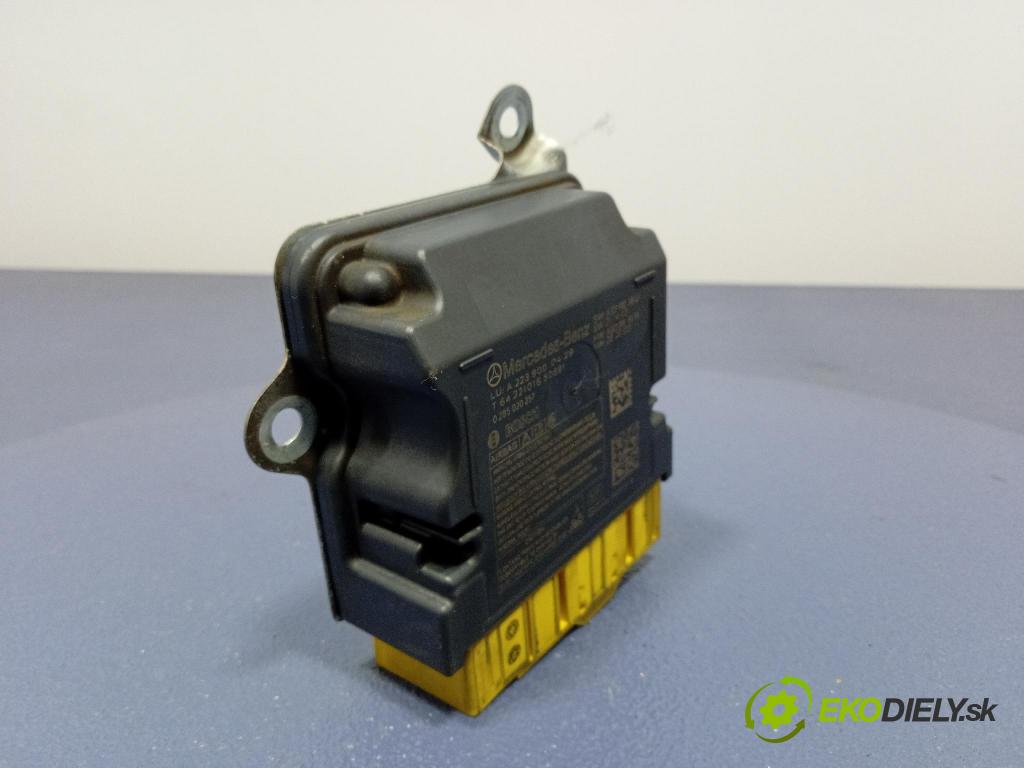 Mercedes S-Klasa 2022 řídící jednotka SRS x A2239000429