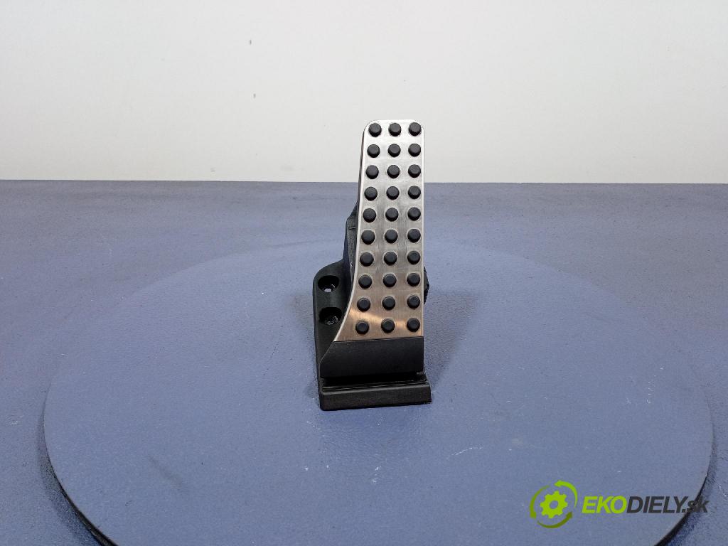 Mercedes S-Klasa 2022 pedal Plyn: A2233000100