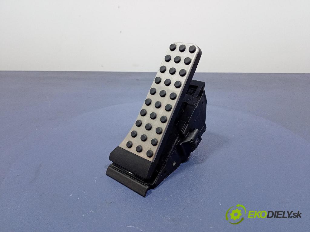 Mercedes S-Klasa 2022 pedal Plyn: A2233000100