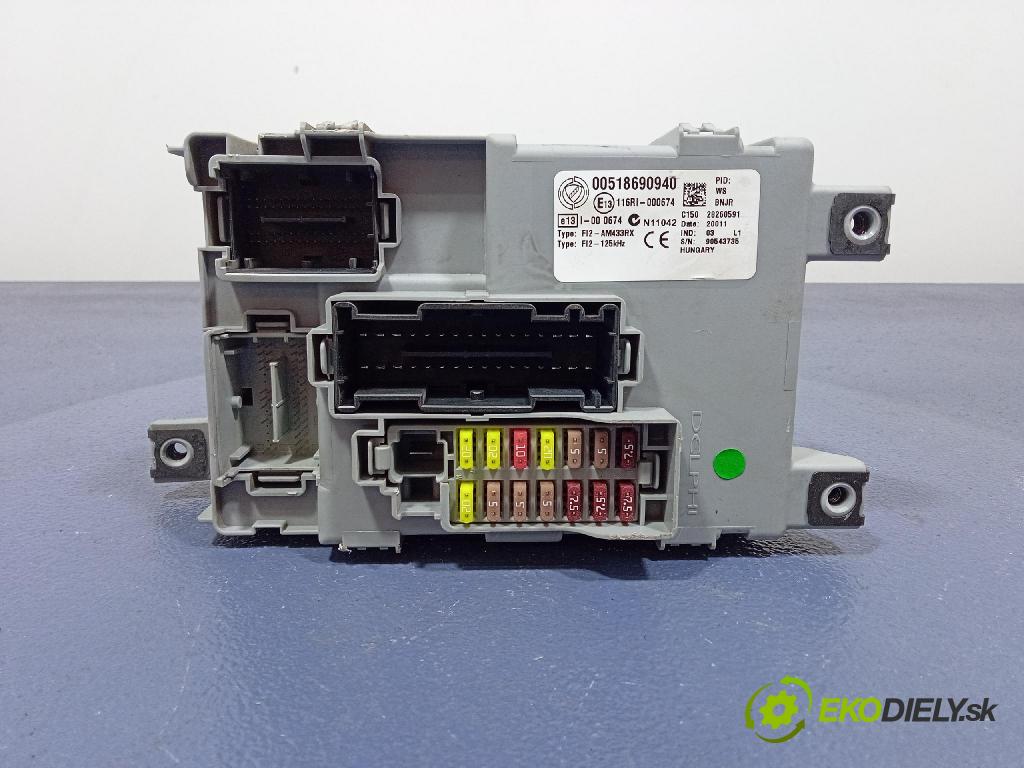 Fiat Punto 2011 riadiaca jednotka Motor: 51891838