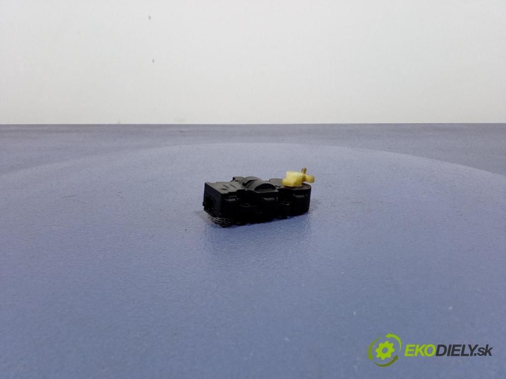 Mercedes S-Klasa 2022 motor: Ohrievač: 41047280