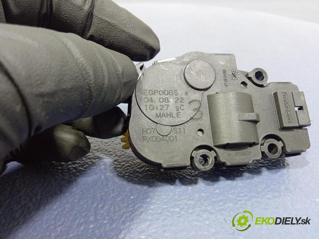 Mercedes S-Klasa 2022 motor: Ohrievač: 41047280