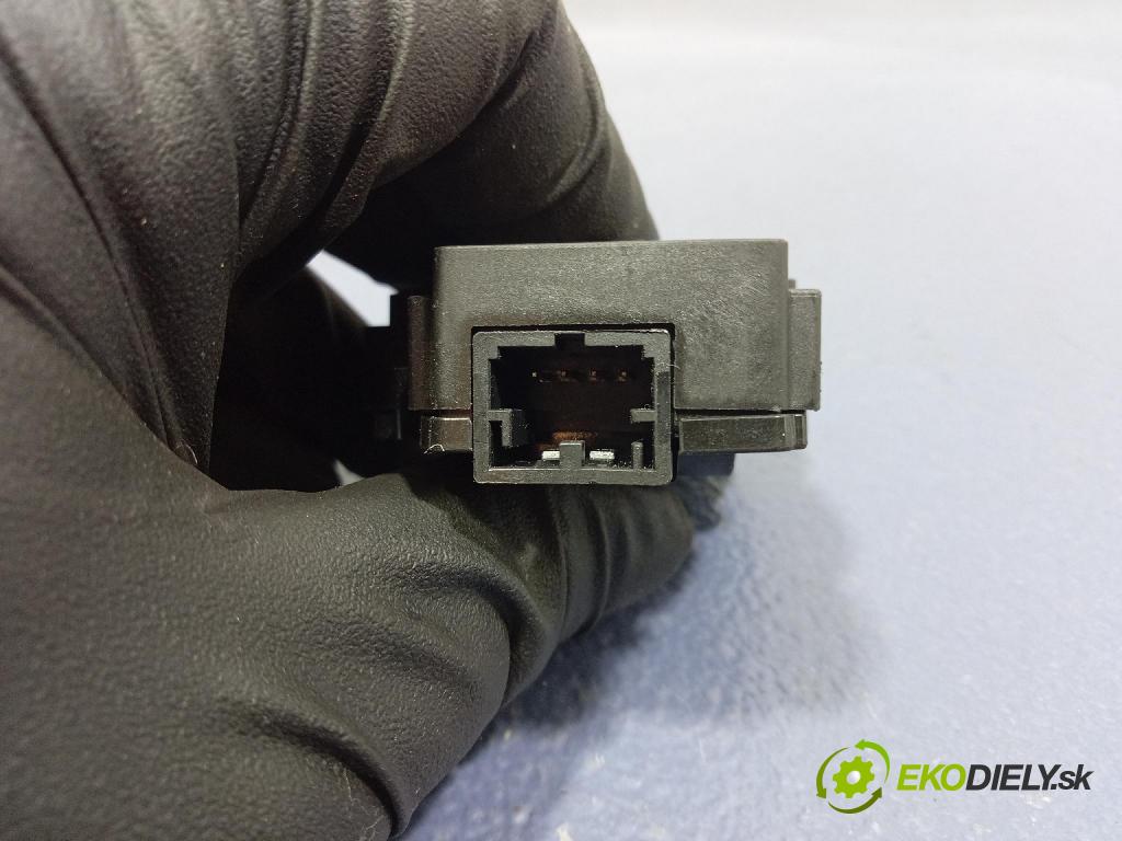 Mercedes S-Klasa 2022 motor: Ohrievač: 410478280