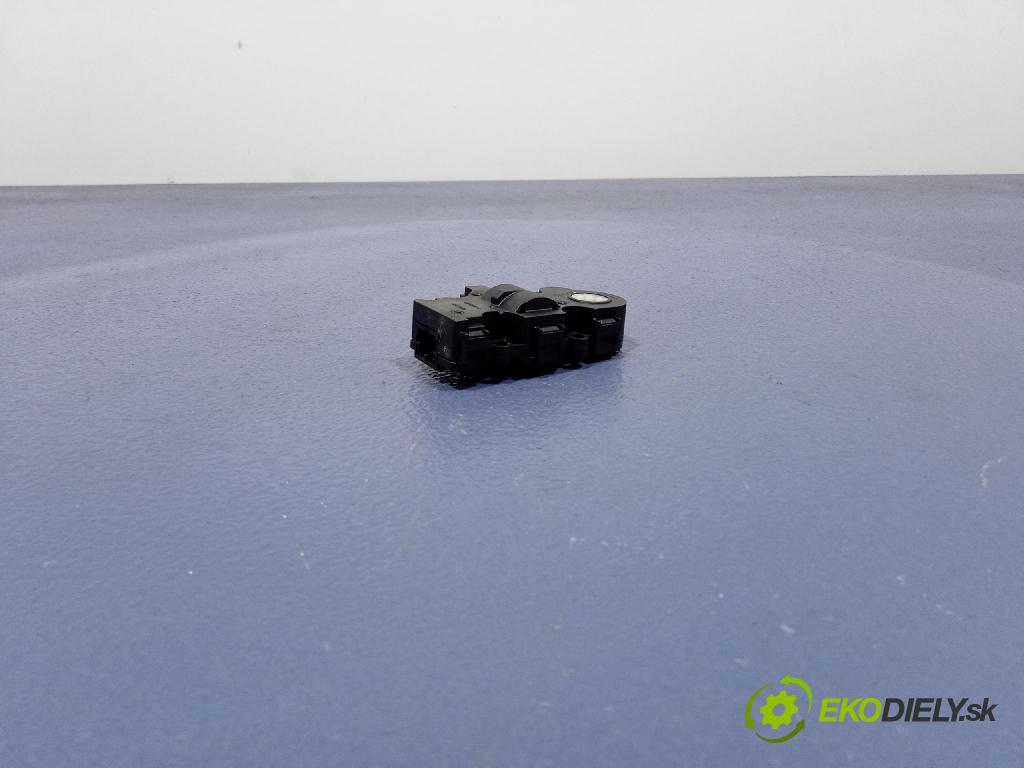 Mercedes S-Klasa 2022 motor: Ohrievač: 41047280