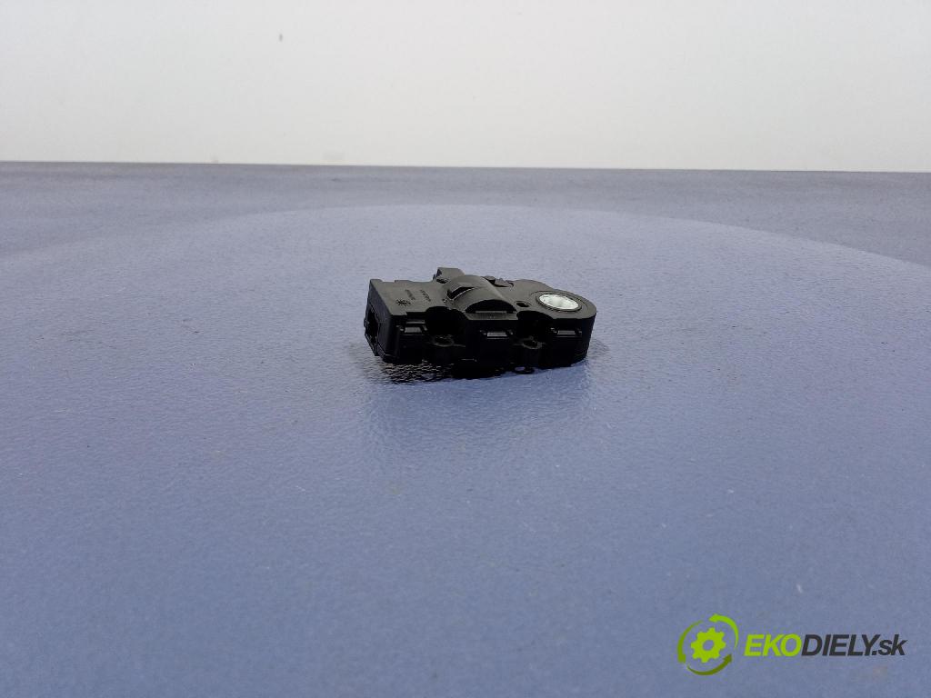 Mercedes S-Klasa 2022 motor: Ohrievač: 41047280