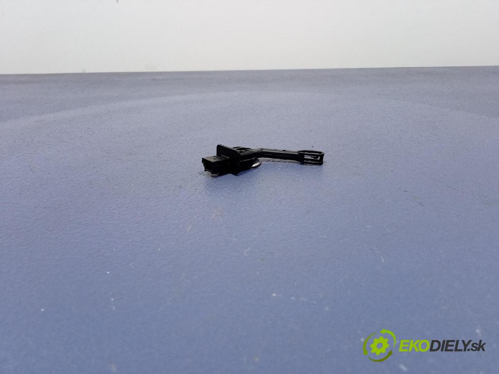 Mercedes S-Klasa 2022 snímač Teplota: L0902