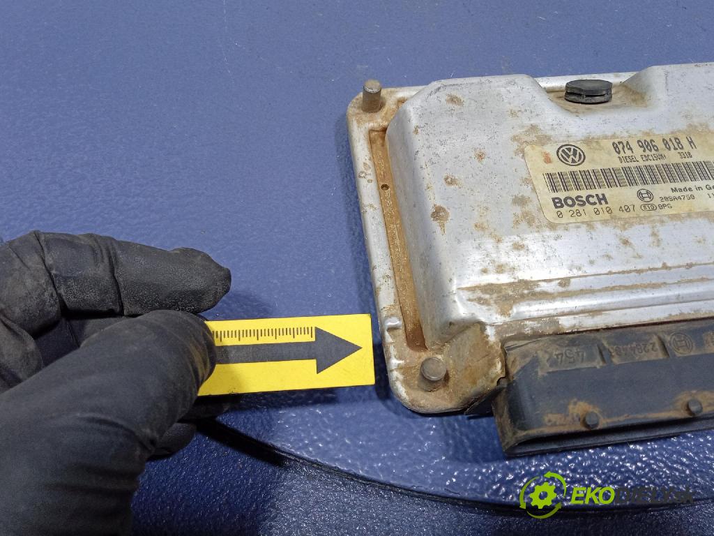 Volkswagen Lt 35 2004 riadiaca jednotka Motor: 074906018H