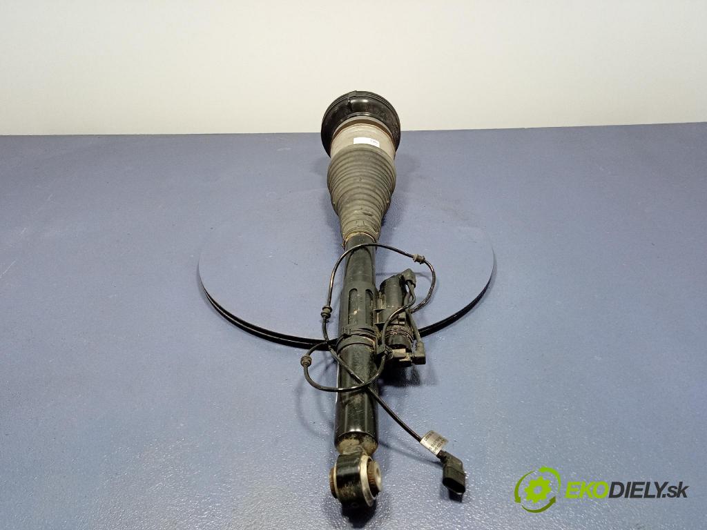 Mercedes S-Klasa 2022 tlmič zad Vľavo.: A2233209503