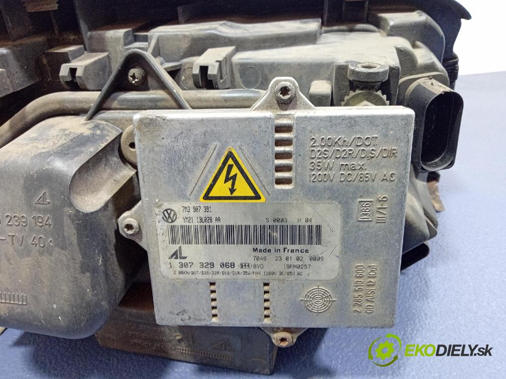 Volkswagen Sharan 2002 Reflektor: Vľavo: 7M3941015AC