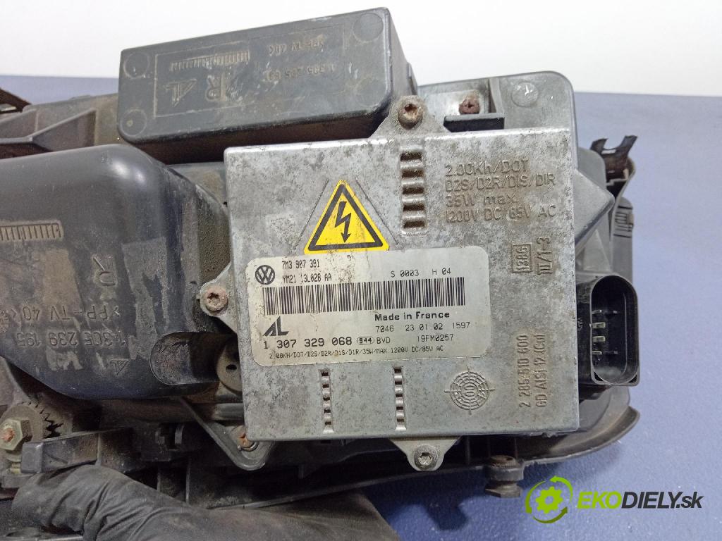 Volkswagen Sharan 2002 Reflektor: v pravo: 7M3941016AC