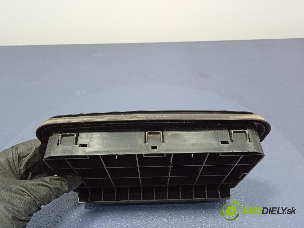 Mercedes S-Klasa 2022 Vstup: Vzduch: A2238303901