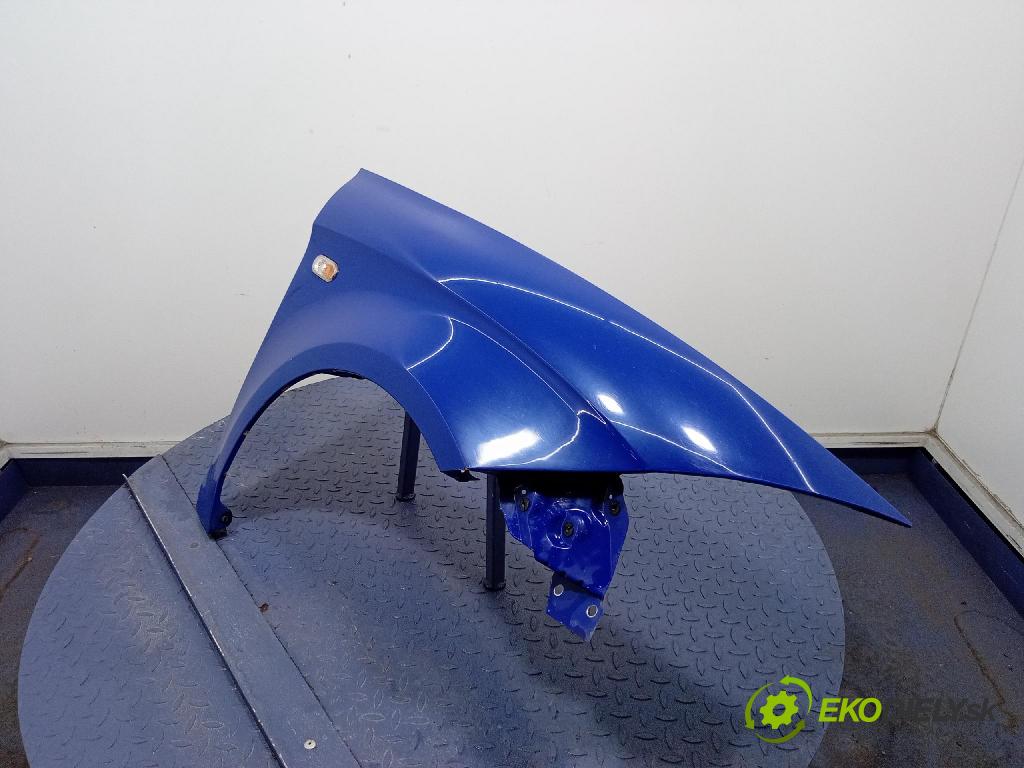 Seat Altea 2005 blatník Predné v pravo: