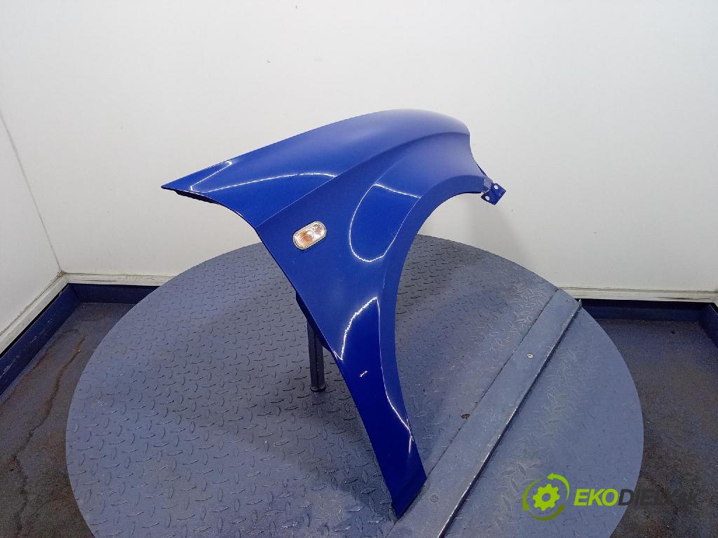 Seat Altea 2005 blatník Predné v pravo: