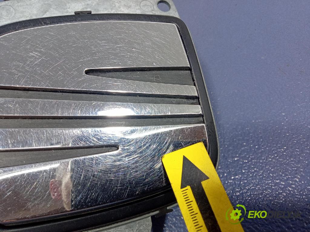 Seat Altea 2005 rukoväť Klapky: Zadná: 5P0827565D