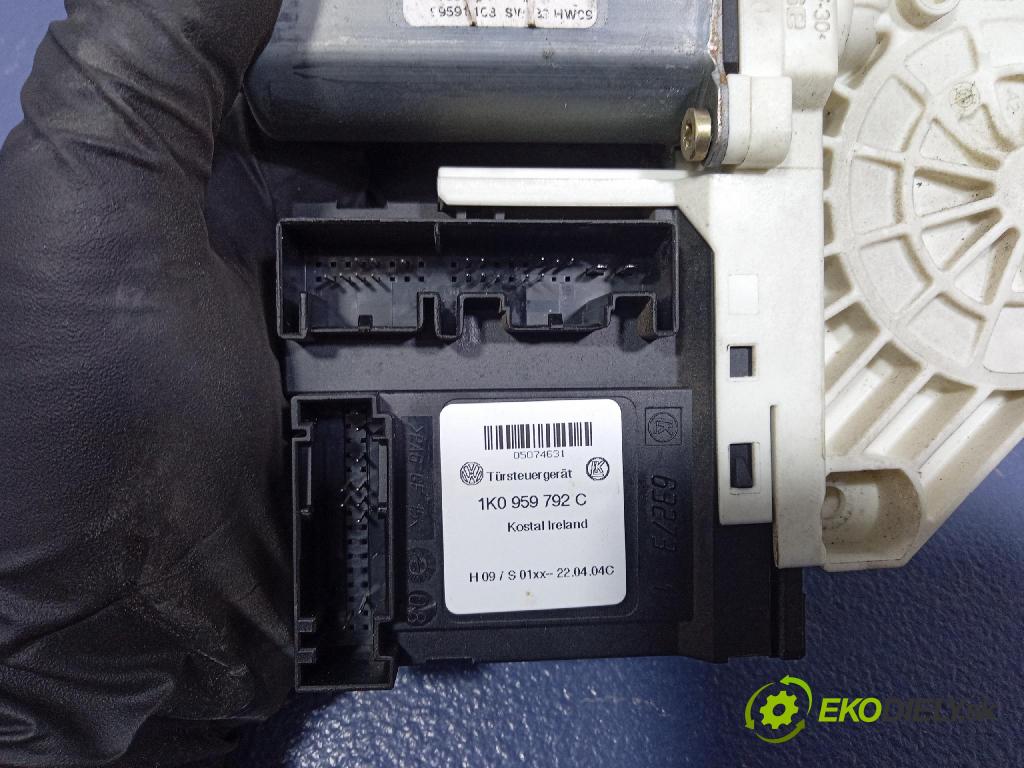 Seat Altea 2005 mechanismus stahování Sklenka: před v pravo: 5P0837402