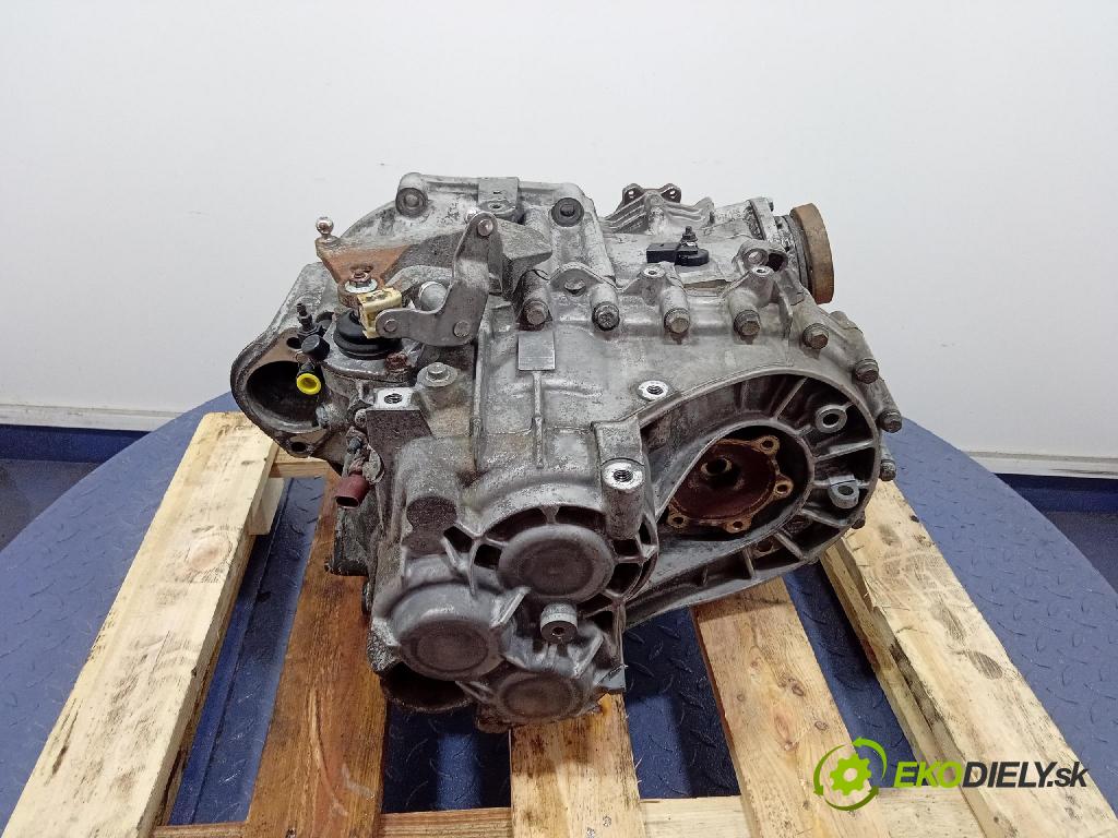 Vw Sharan 2002 prevodovka Manualna ERK