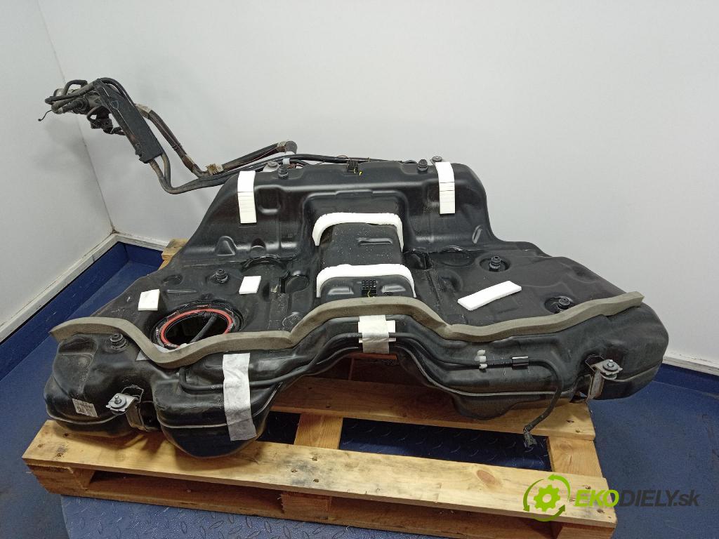 Mercedes S-Klasa 2022 Nádrž: paliva A2234700300