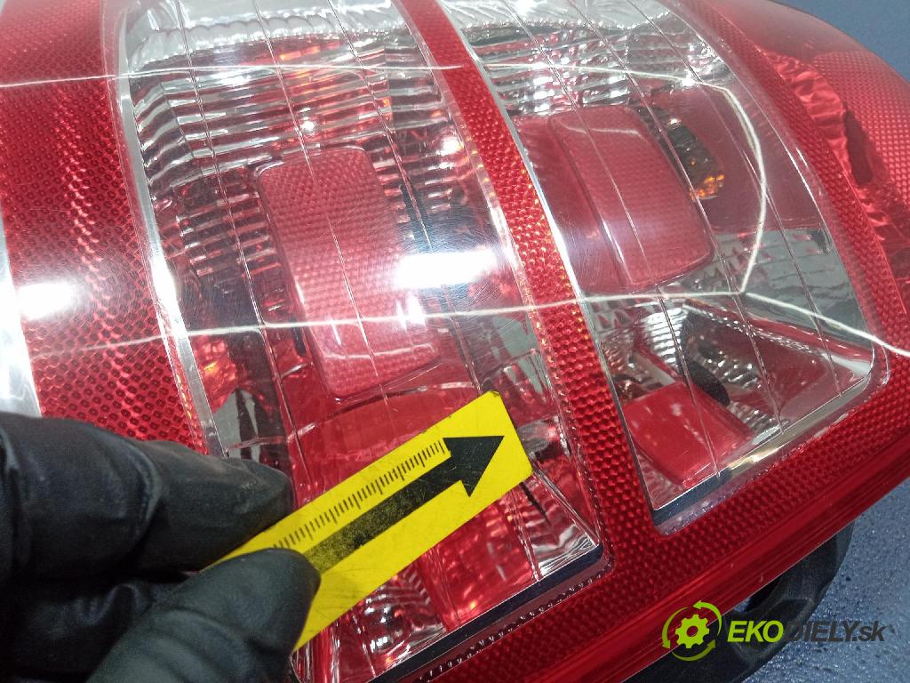 Opel Zafira 2011 světlo Zad: levá Mimo: 442-1960L