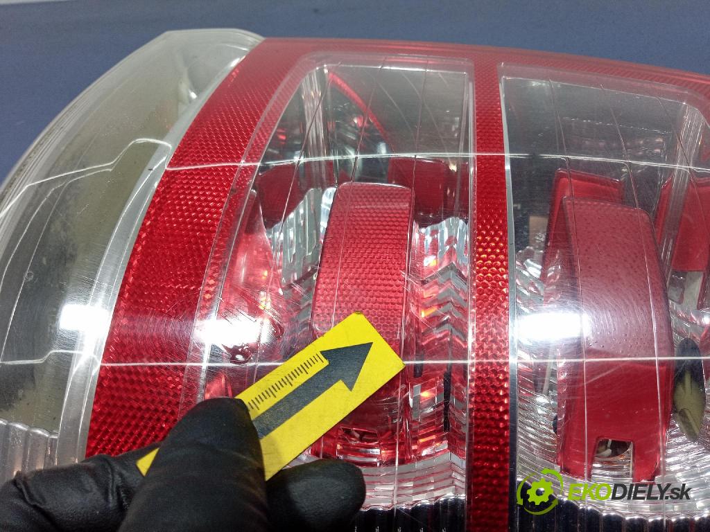 Opel Zafira 2011 svetlo / reflektor zad Prava: Vonkajsia: 13349826