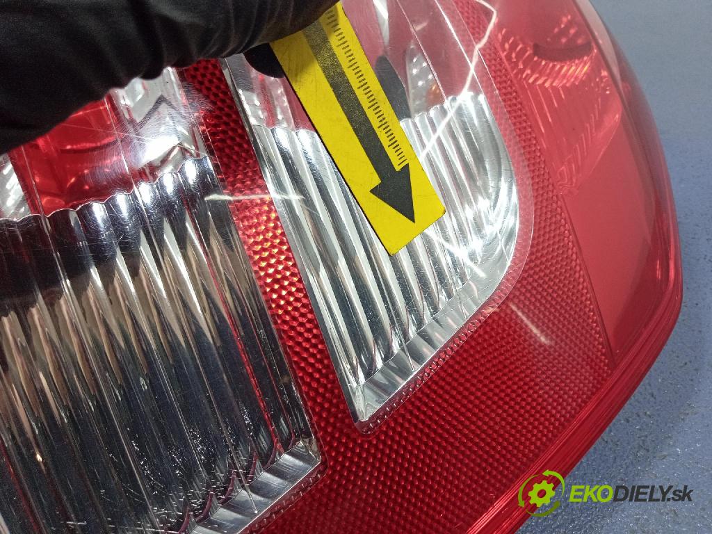 Opel Zafira 2011 světlo Zad: Práva: Mimo: 13349826