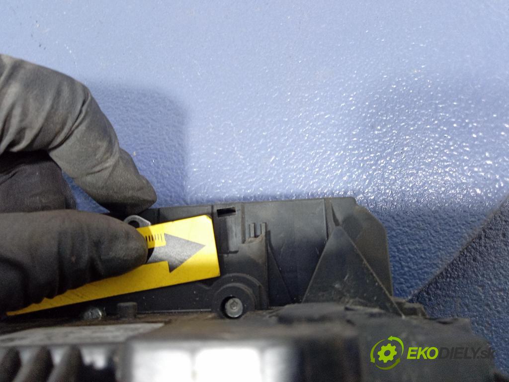 Peugeot Boxer 2017 zámek dveře Zad: v pravo: 1393801080