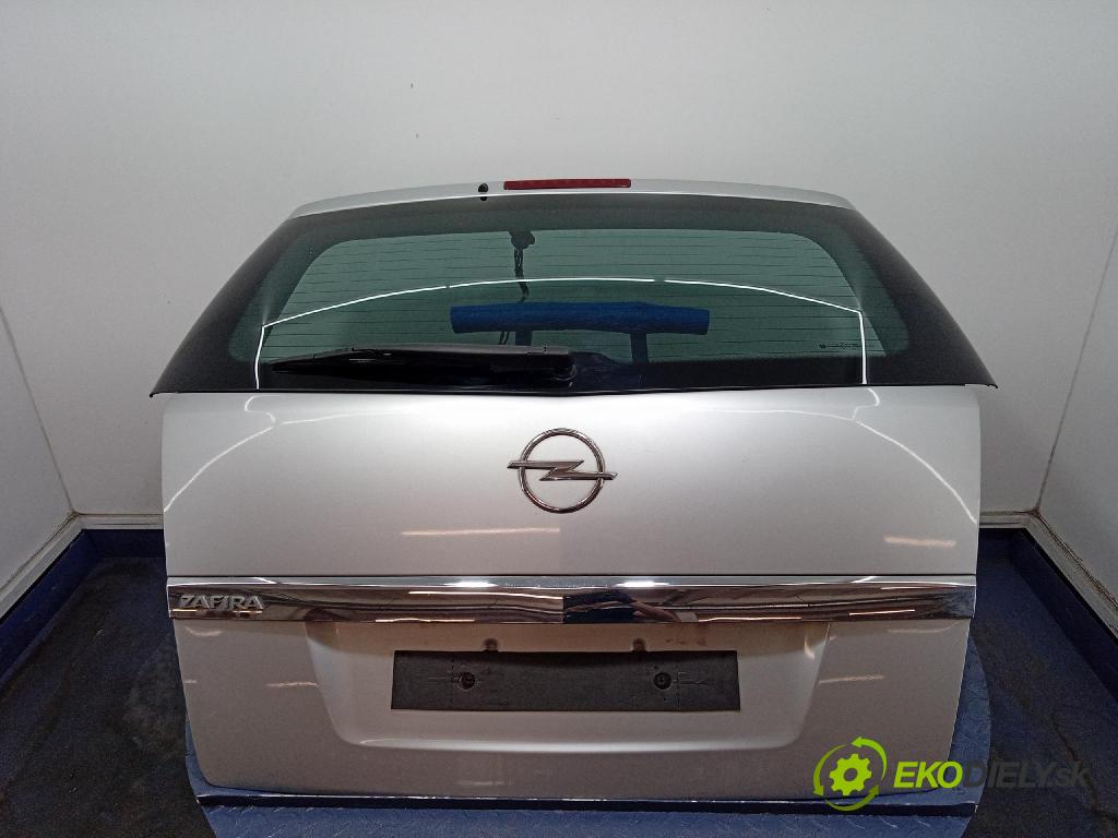 Opel Zafira 2011 zadna dveře kufra: kufra: