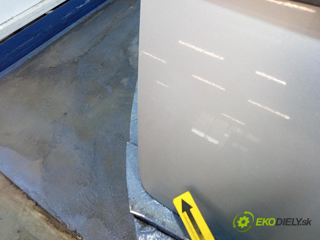 Opel Zafira 2011 zadna dveře kufra: kufra: