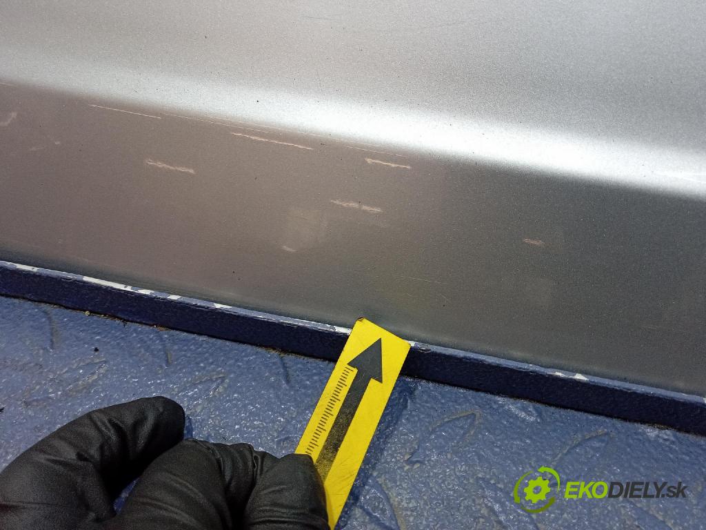 Opel Zafira 2011 zadna dveře kufra: kufra: