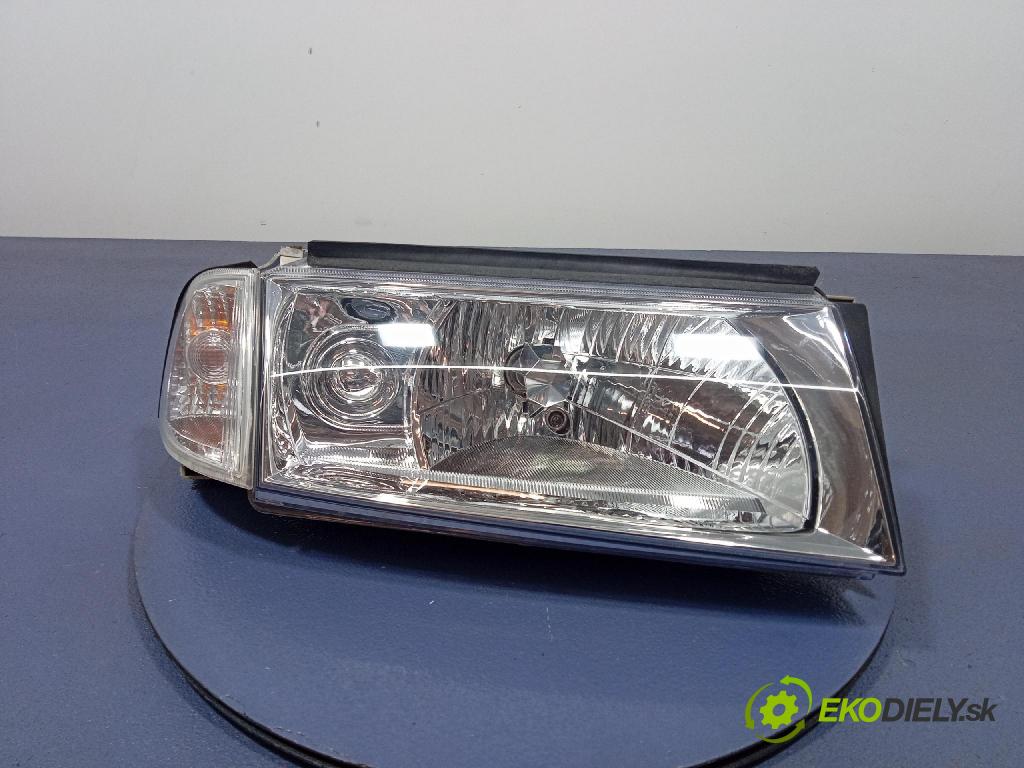 Skoda Octavia 2008 Reflektor: v pravo: 20-6231