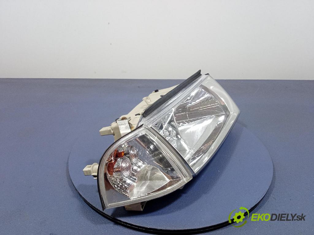 Skoda Octavia 2008 Reflektor: v pravo: 20-6231